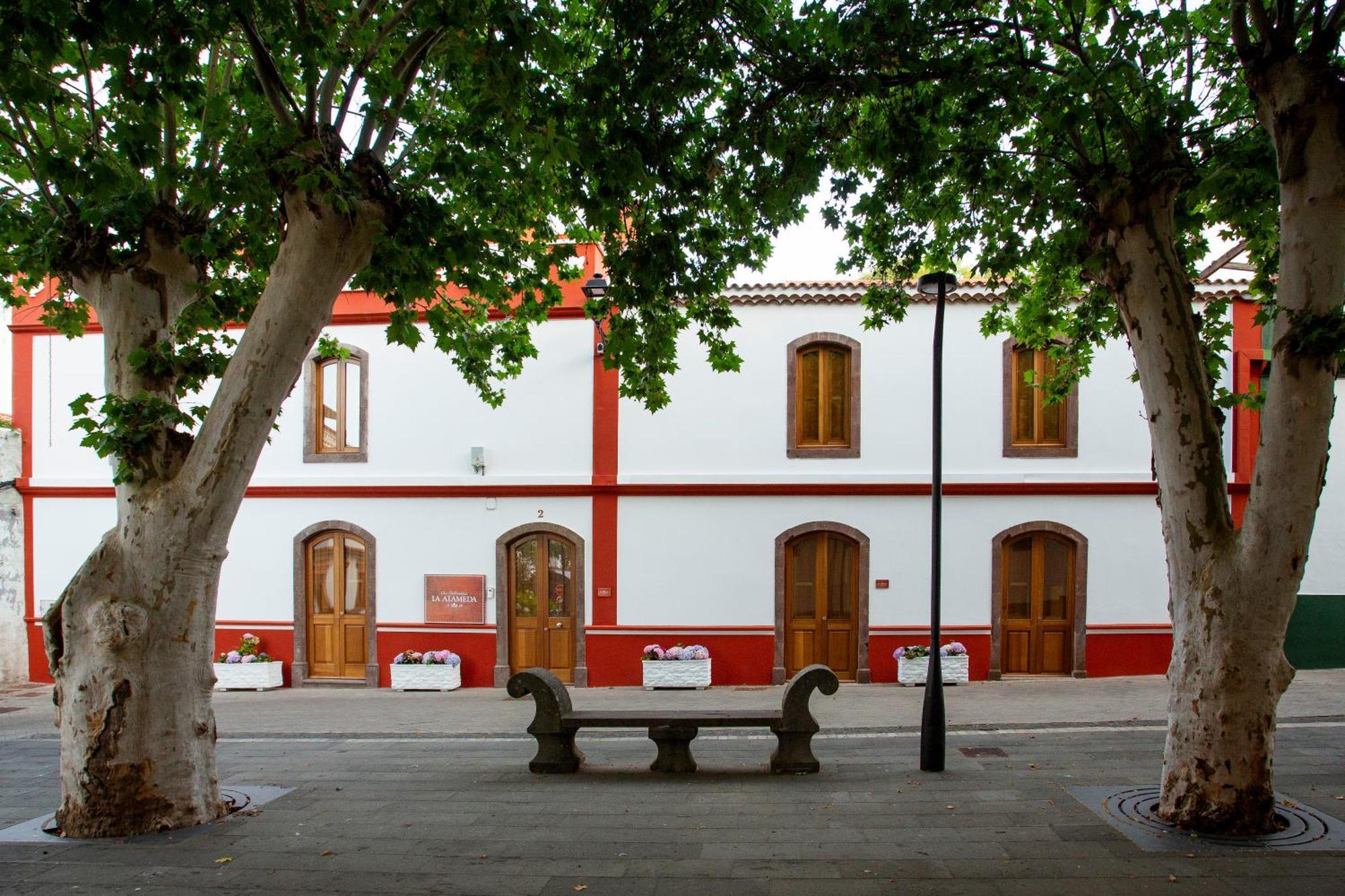 فيلا Casa Emblematica La Alameda Agua de Fontanales المظهر الخارجي الصورة